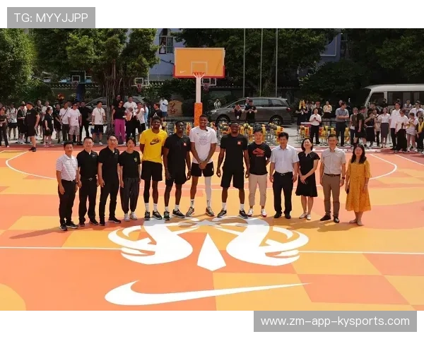 球场大片！青少年篮球栏目在央视热播，激励青少年追梦，关于青少年篮球电影